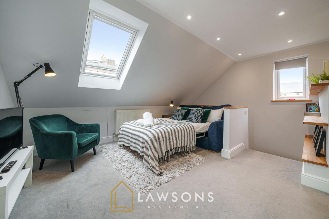 Loft Living By Lawsons With Parking Apartment Windsor Luaran gambar